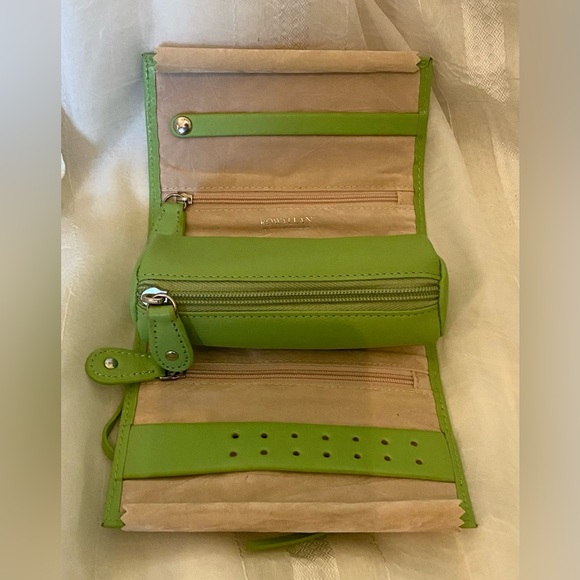 Rowallan Green Leather Jewelry Roll with Removable Pouch - Picture 5 of 11